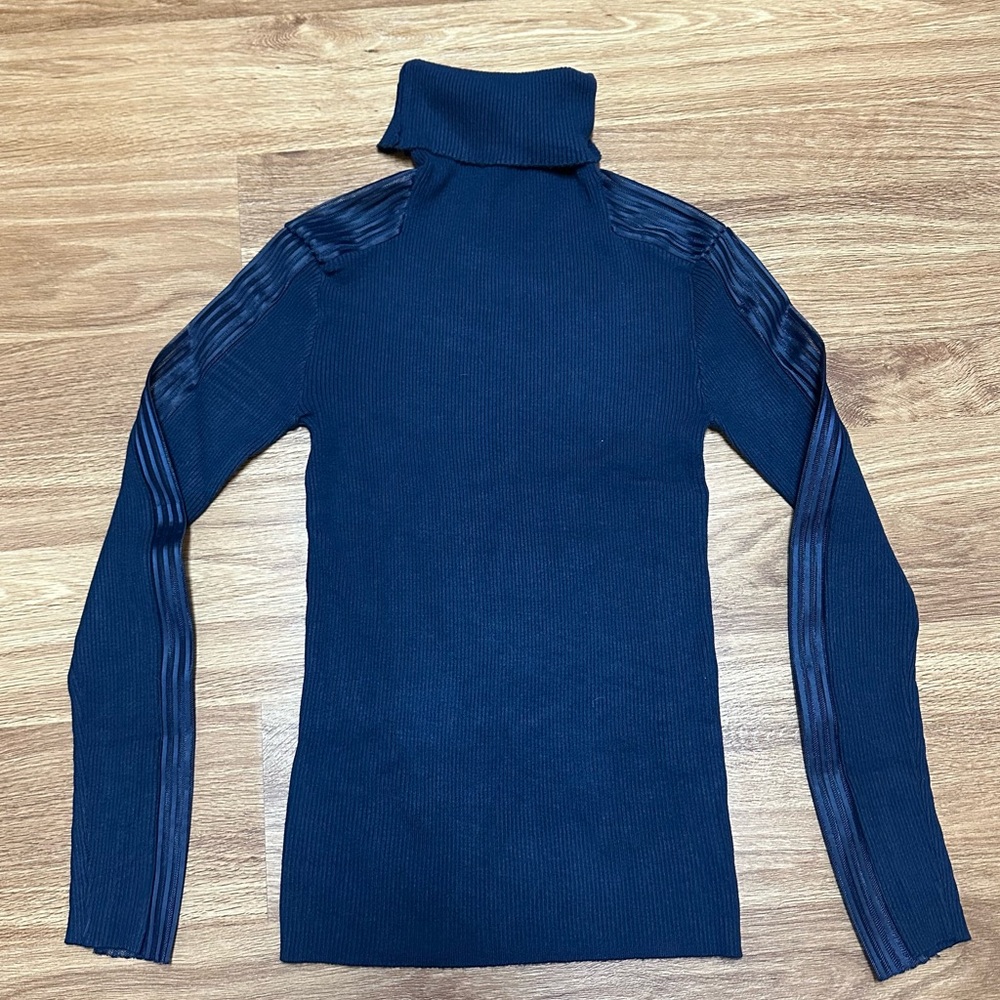 Molly Bracken - Women’s Navy Blue Knit Sweater - Size S